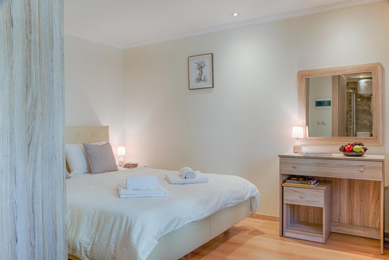 Effie'S Suites Old Town By Estia Corfu  Екстериор снимка